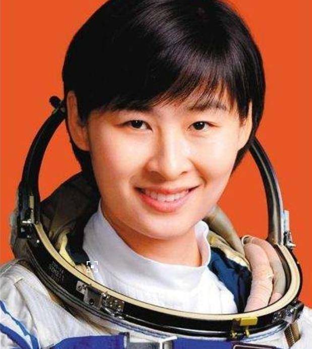 首位女航天員劉洋，勇敢追夢的星際使者，首位女航天員劉洋，星際之夢的勇敢使者